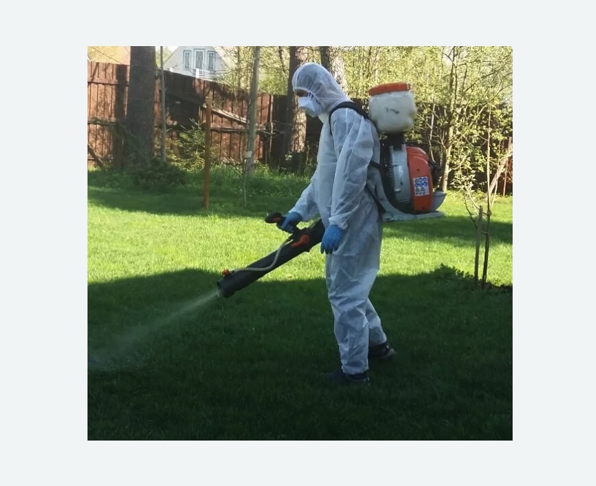 Обработка территории от клещей в Кувшиново